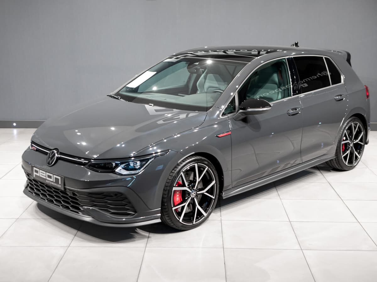 Volkswagen Golf 8 GTI Clubsport — foto 5