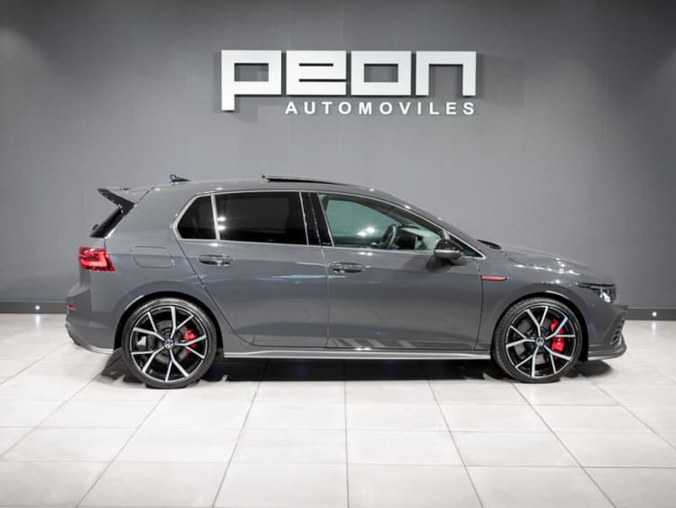 Miniatura 2 de 5 del coche: Volkswagen Golf 8 GTI Clubsport