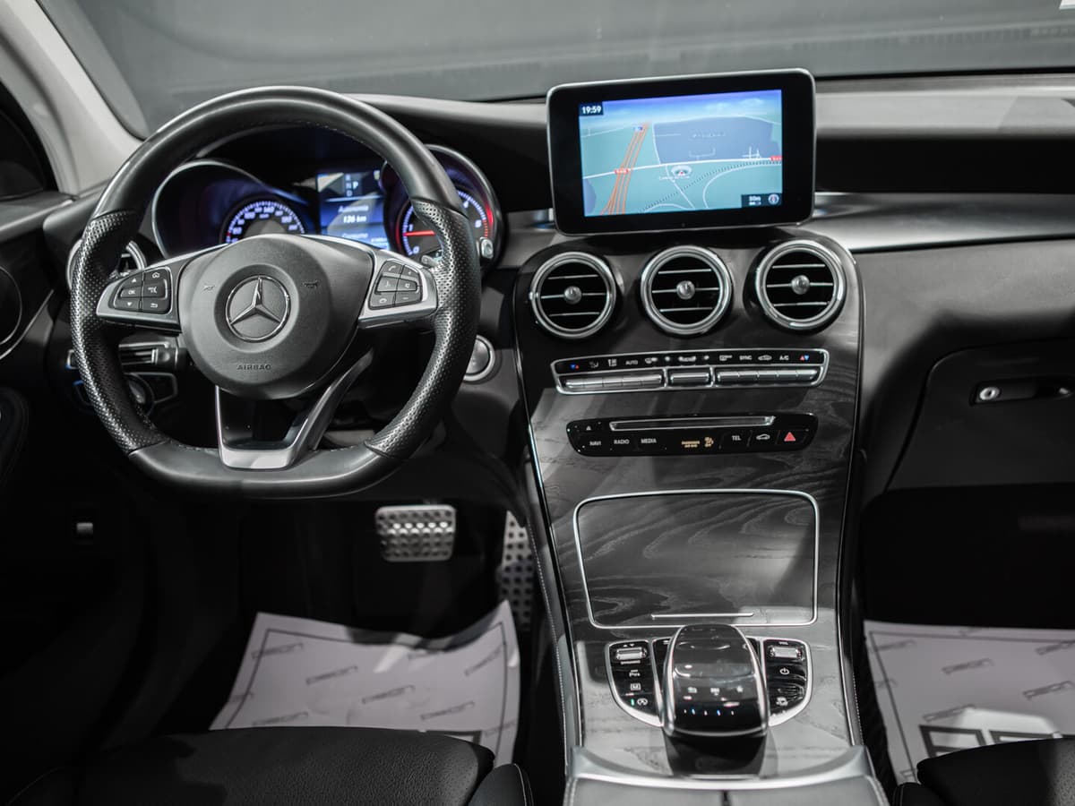 Mercedes-Benz GLC Coupé 220d 4M AMG — foto 4