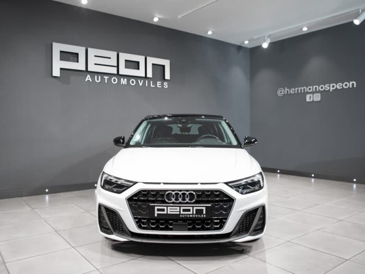 Miniatura 3 de 5 del coche: Audi A1 SB 30 TFSI S-Line S-Tronic
