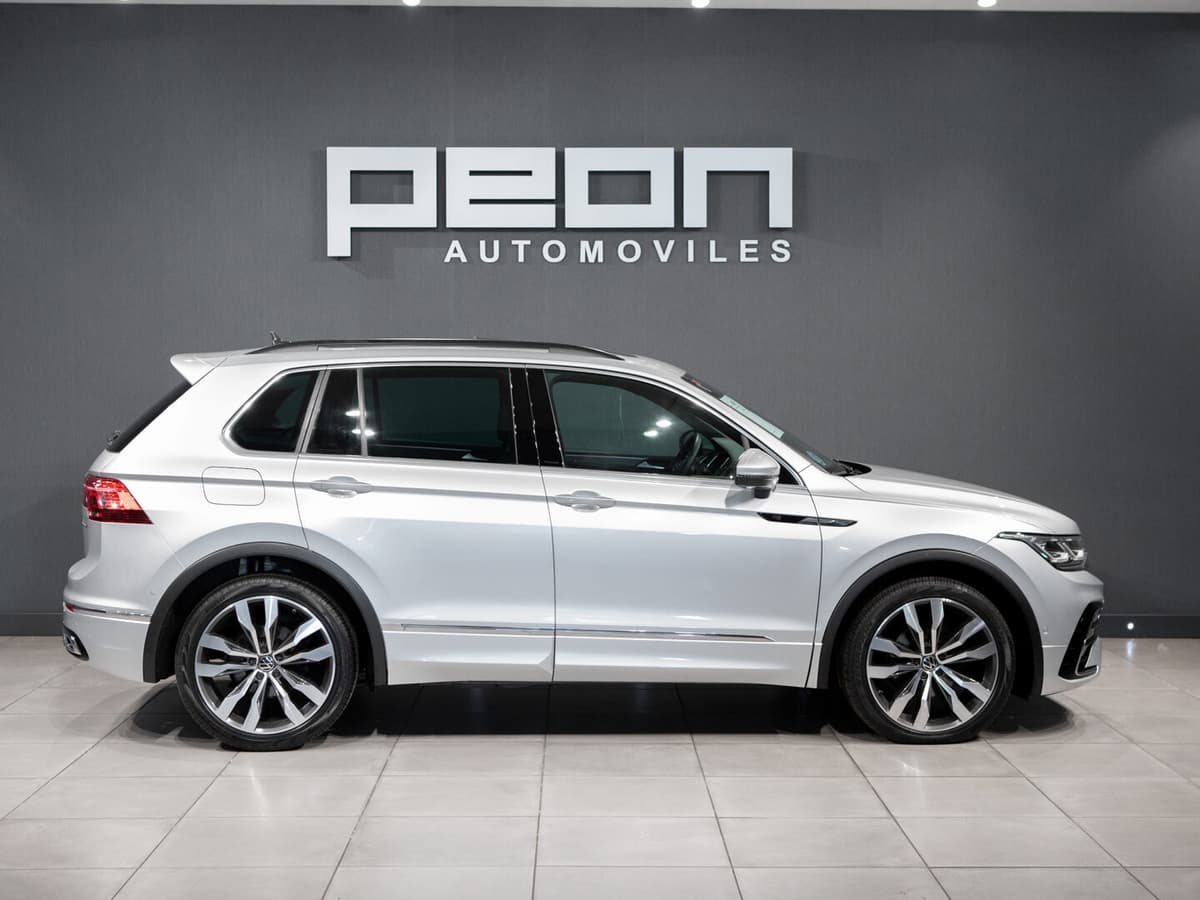 VW TIGUAN 2.0 TDI DSG7 4M R-Line — foto 2