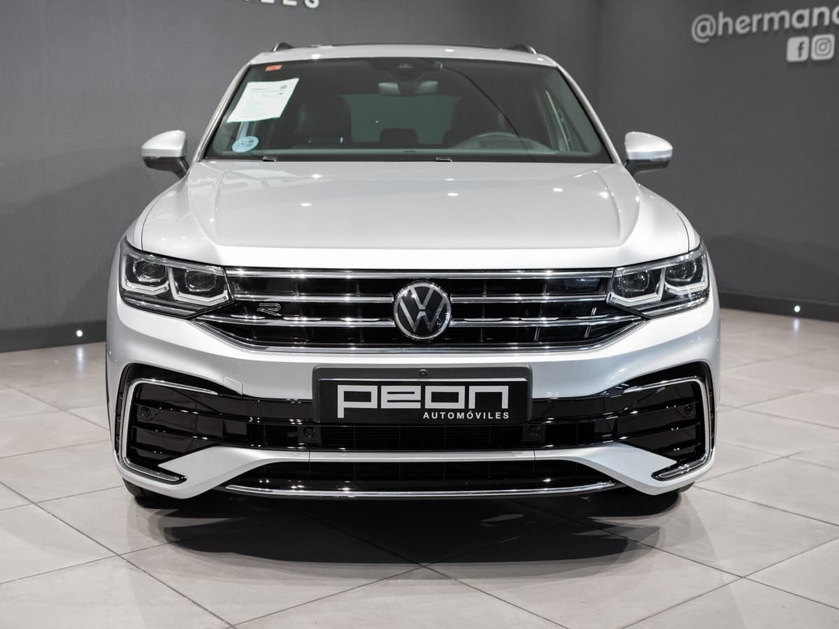 VW TIGUAN 2.0 TDI DSG7 4M R-Line — foto 3
