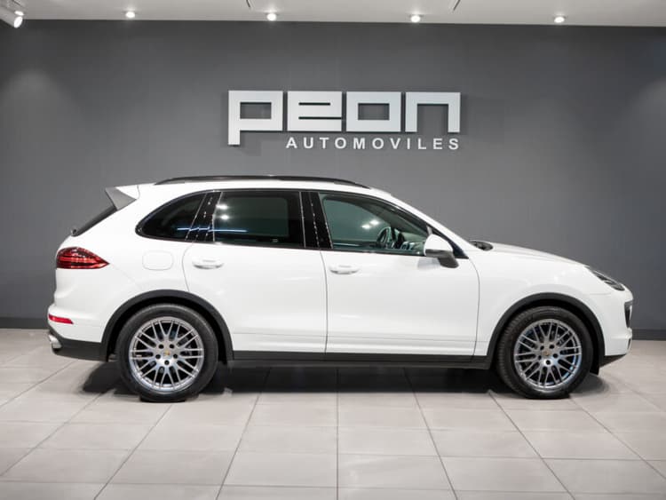 Miniatura 2 de 5 del coche: Porsche Cayenne Diésel
