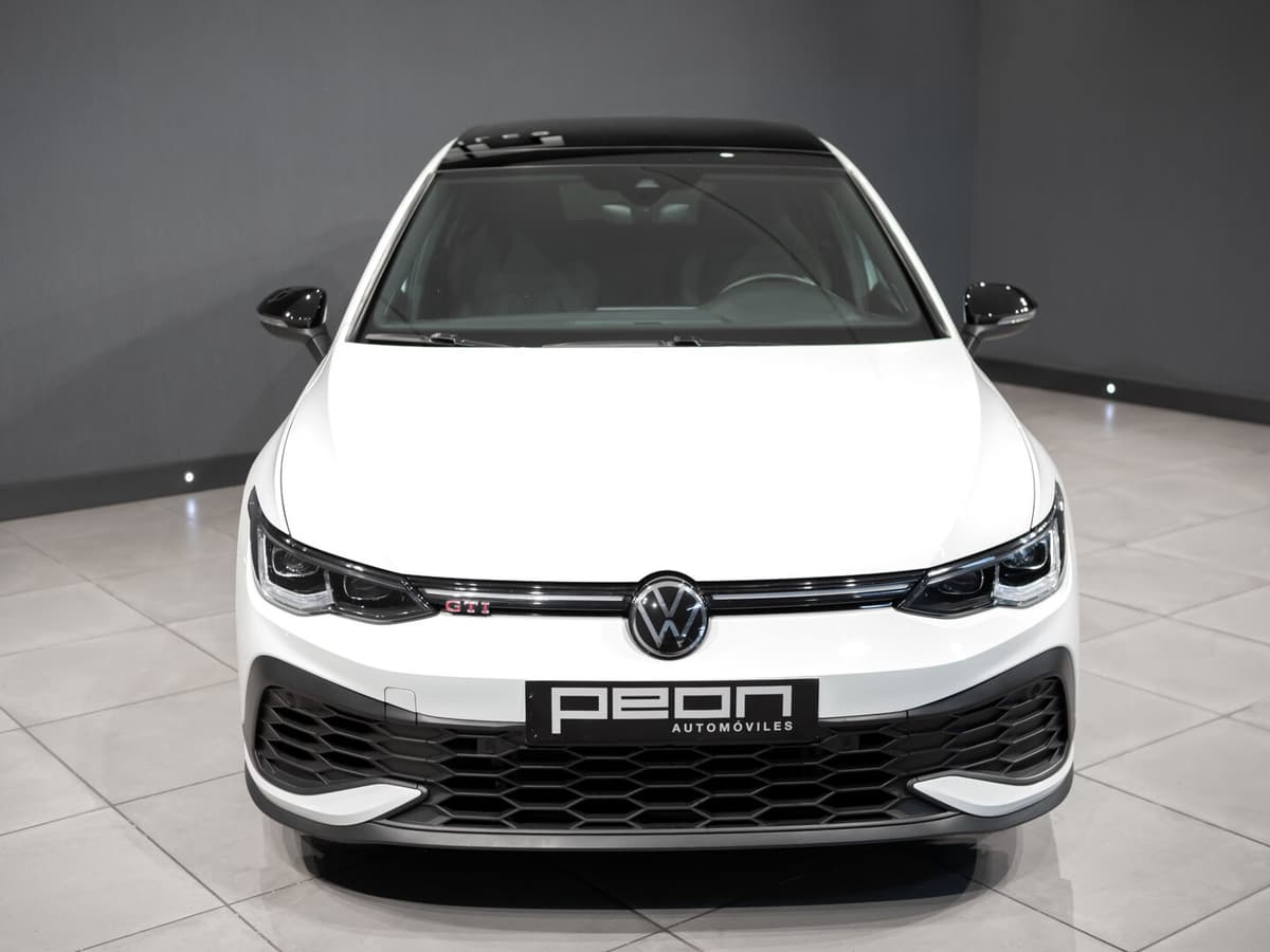 Volkswagen Golf 8 GTI Clubsport — foto 3
