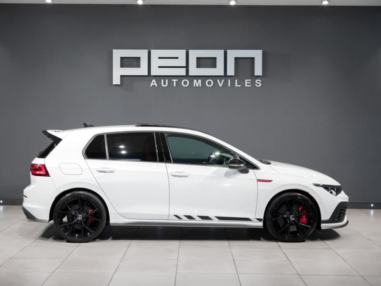 Miniatura 2 de 5 del coche: Volkswagen Golf 8 GTI Clubsport
