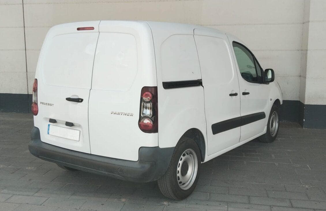 Peugeot Partner Furgon Confort — foto 4