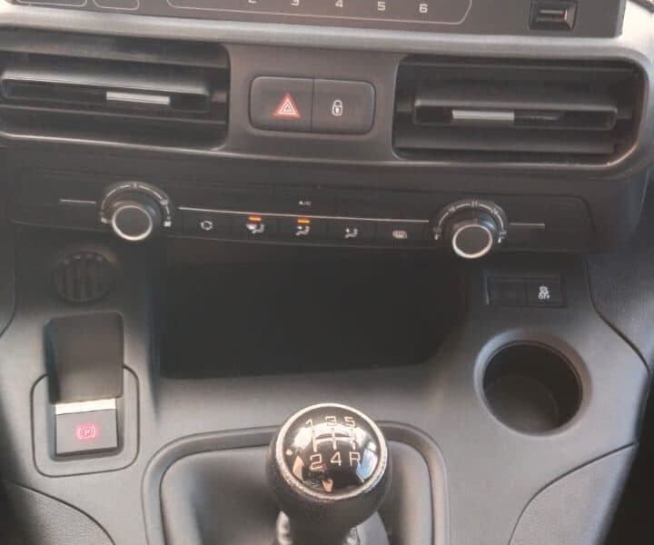 Miniatura 4 de 5 del coche: Opel Combo