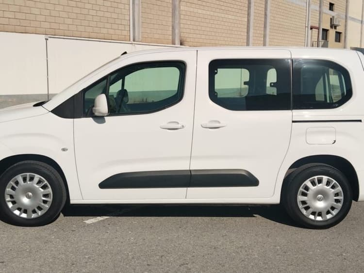 Miniatura 1 de 5 del coche: Opel Combo Life