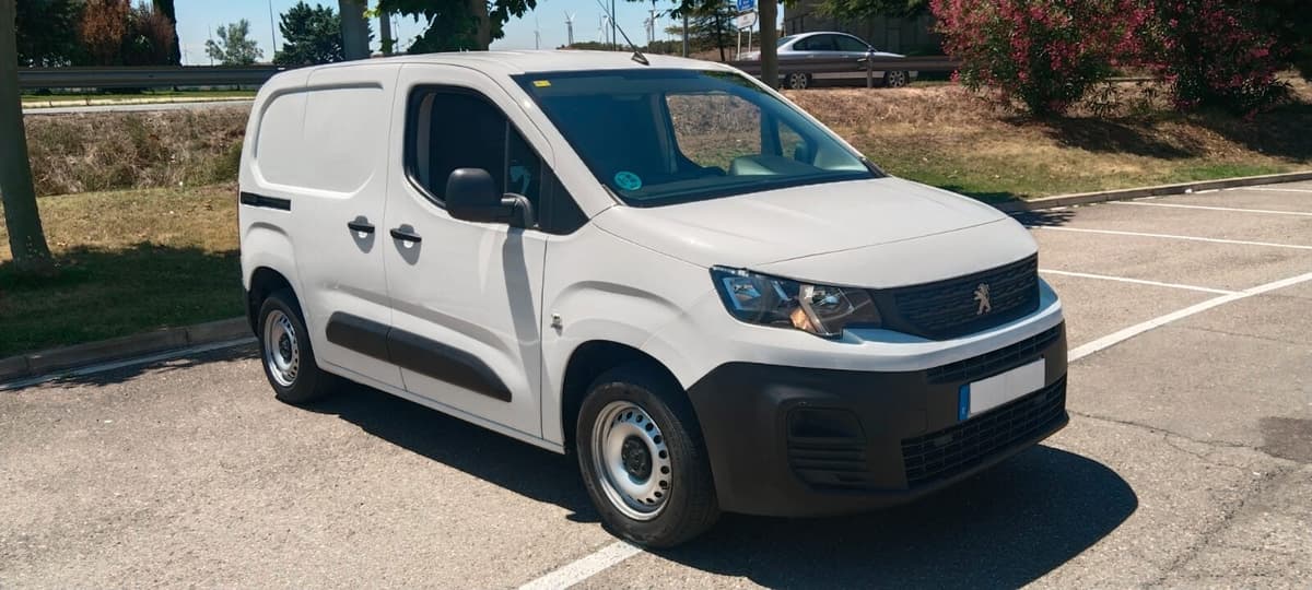 Peugeot Partner Premium Standard — foto 3