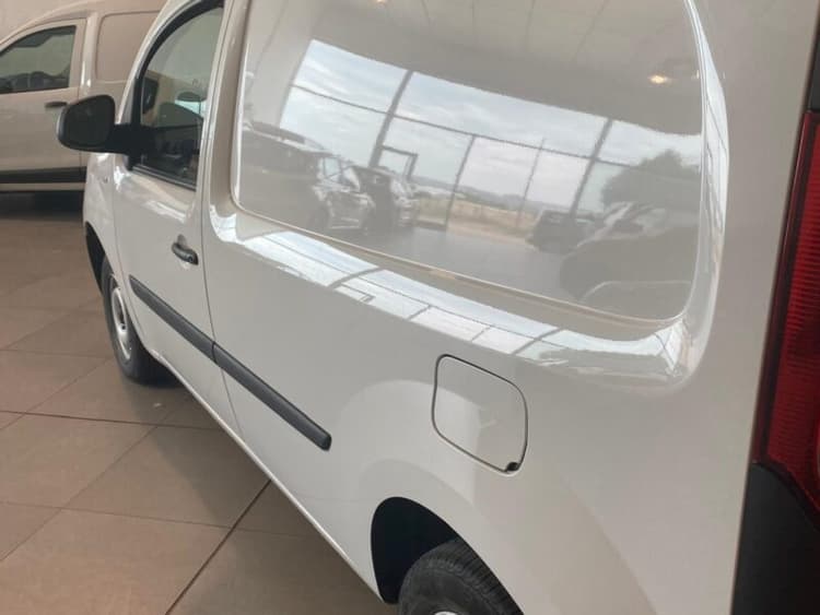 Miniatura 4 de 5 del coche: Renault Kangoo Furgón Profesional
