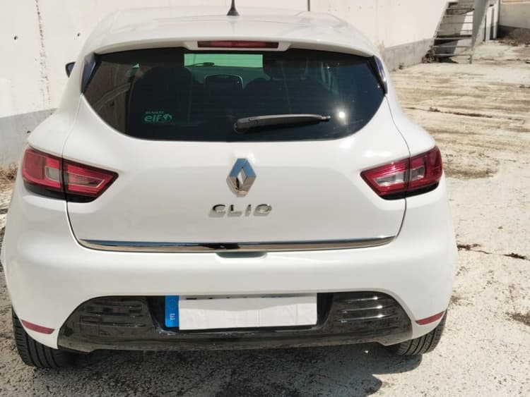 Miniatura 5 de 5 del coche: Renault Clio Limited