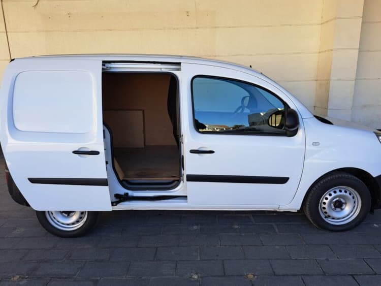 Miniatura 3 de 5 del coche: Renault Kangoo Expression
