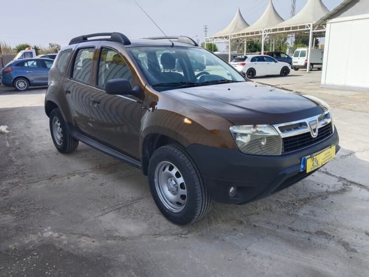 Miniatura 3 de 5 del coche: Dacia Duster 4x4