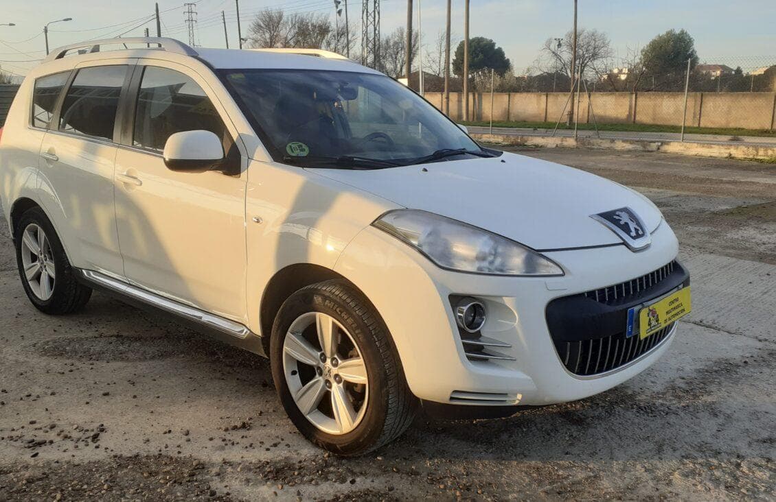 Peugeot 4007 2.2hdi — foto 4