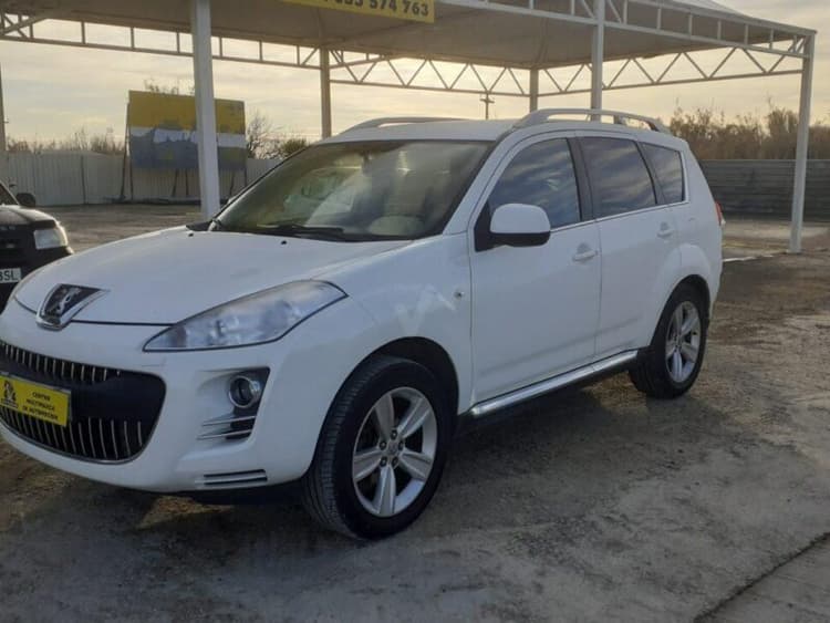 Miniatura 1 de 5 del coche: Peugeot 4007 2.2hdi